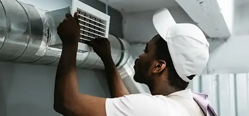 Our Licensed And Insured Cleaners in Bayshore Gardens, FL